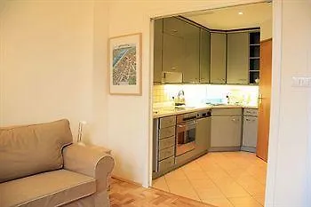 Podwale Apartment Warsaw 3*,